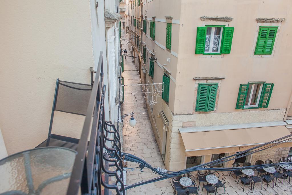 Apartments Cico Sibenik Bagian luar foto